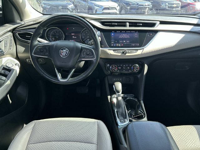 Used 2020 Buick Encore GX Essence FWD image 16