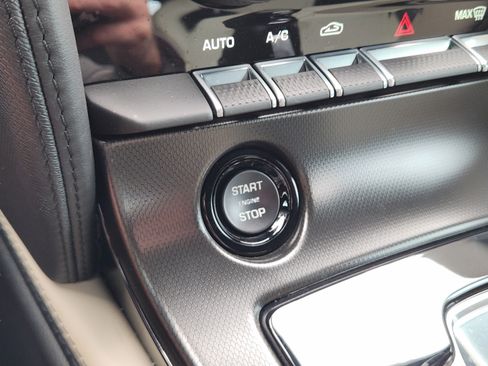 Used 2017 Jaguar F-TYPE S RWD image 20