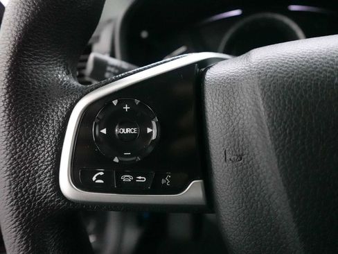 Used 2019 Honda CR-V LX image 17