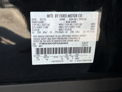 Used 2023 Ford Explorer ST-Line w/ Class IV Trailer Tow Package AWD/4WD image 43