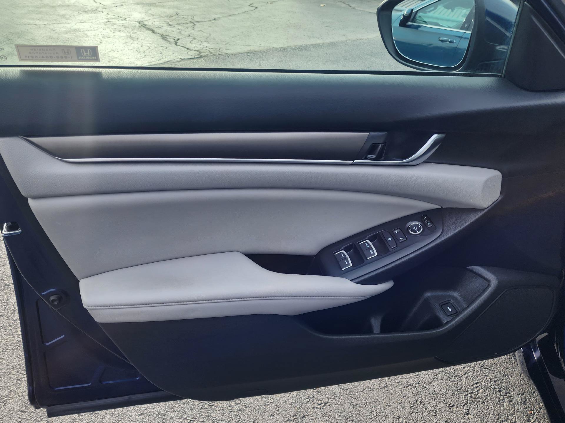 Used 2018 Honda Accord LX image 14