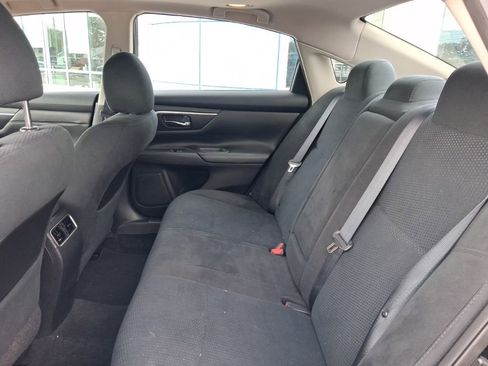 Used 2015 Nissan Altima 2.5 SV w/ Convenience Package image 20
