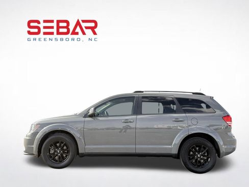 Used 2020 Dodge Journey SE w/ SE Popular Equipment Group image 11