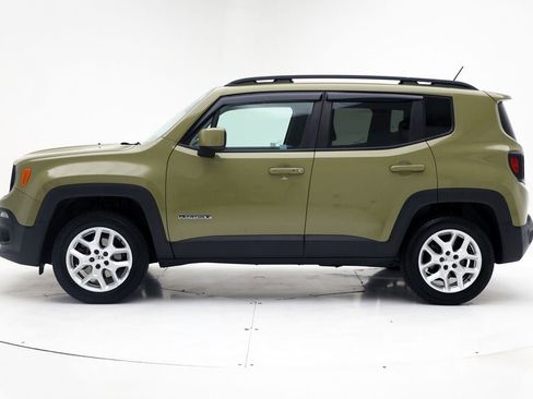 Used 2015 Jeep Renegade Latitude w/ Popular Equipment Group image 6
