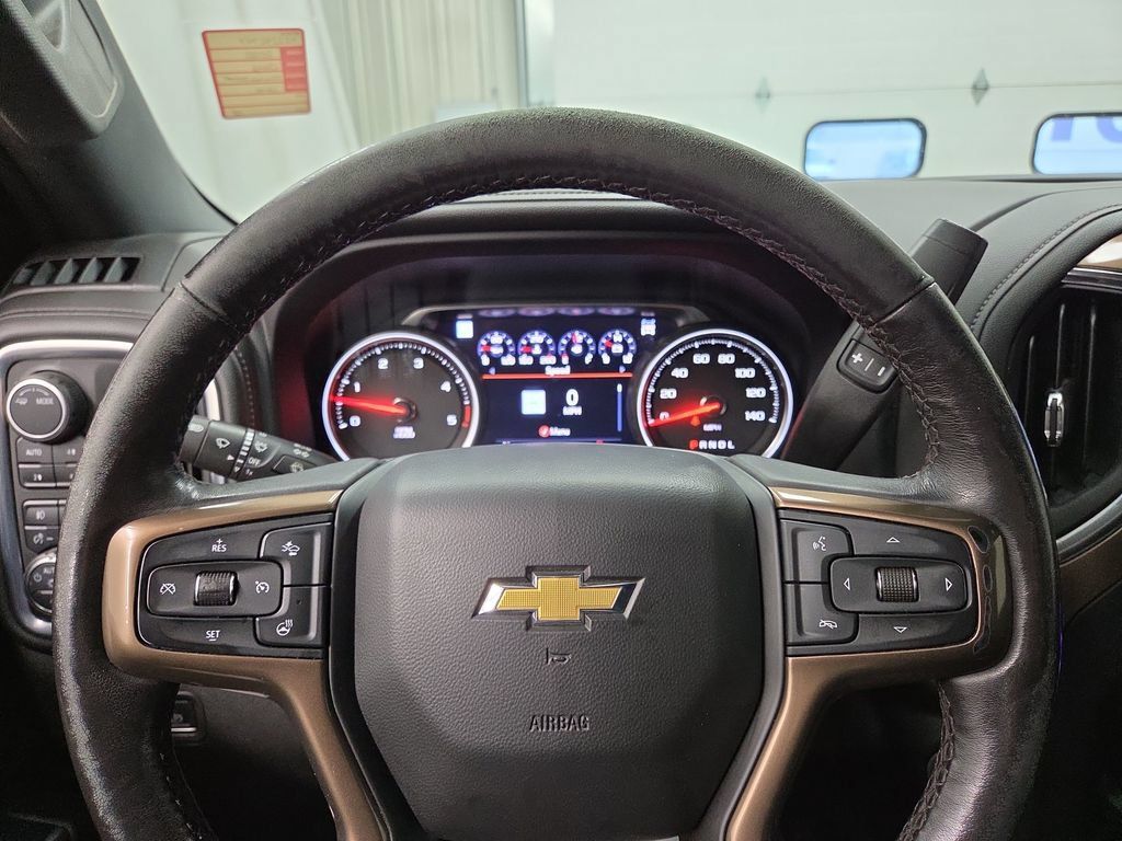 Used 2022 Chevrolet Silverado 2500 High Country AWD/4WD image 18