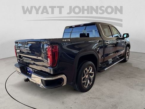 New 2026 GMC Sierra 1500 SLT w/ SLT Premium Package AWD/4WD image 4
