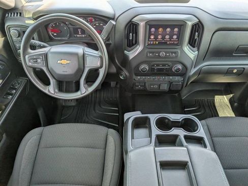Used 2025 Chevrolet Silverado 2500 Custom w/ Custom Value Package AWD/4WD image 6