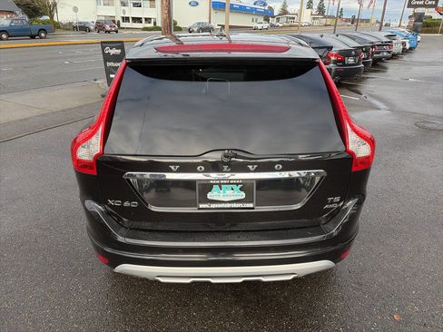 Used 2016 Volvo XC60 T5 Premier image 4