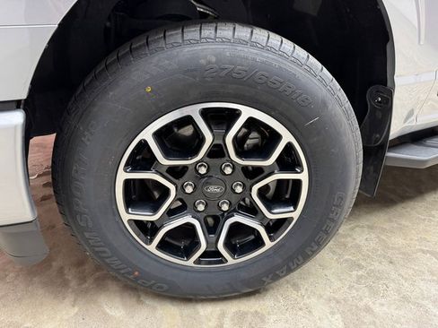 Certified 2022 Ford F150 XLT w/ Equipment Group 302A High image 28