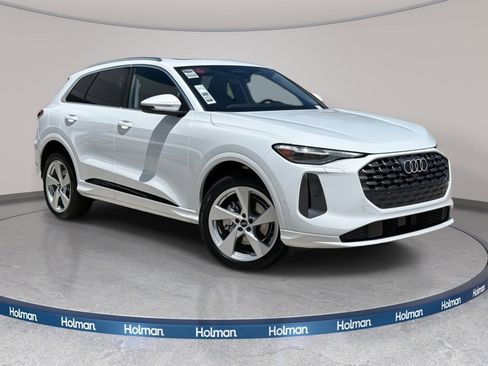 Certified 2025 Audi Q5 Premium Plus w/ Premium Plus image 5