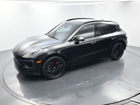 Certified 2024 Porsche Macan GTS AWD/4WD image 35
