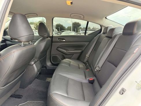 Used 2021 Nissan Altima 2.5 SR AWD/4WD image 13
