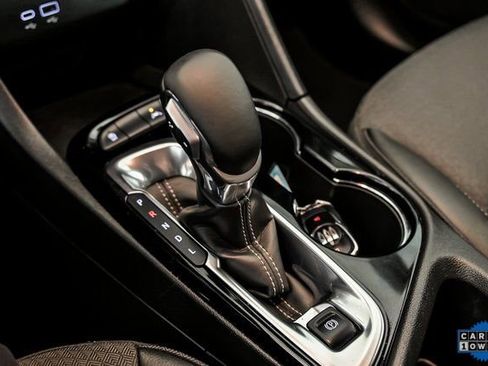 Used 2024 Buick Encore GX Preferred image 22