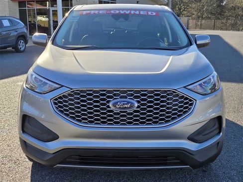 Used 2024 Ford Edge SEL image 8