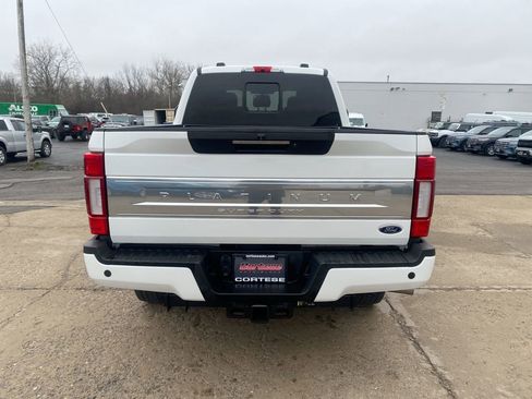 Used 2022 Ford F350 Platinum w/ FX4 Off-Road Package AWD/4WD image 7