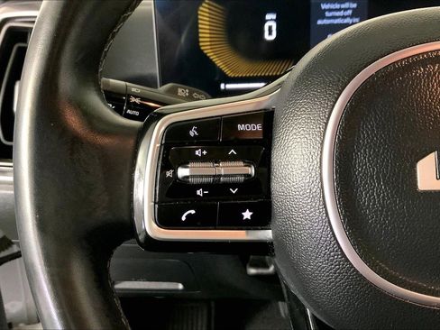 Certified 2024 Kia Sorento S image 18