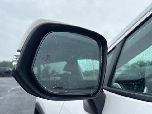Used 2022 Toyota RAV4 XLE AWD/4WD image 20