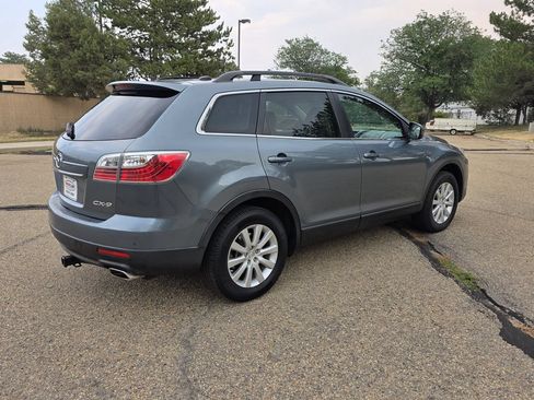 Used 2010 MAZDA CX-9 Touring w/ Moonroof & Bose Audio Pkg FWD image 8