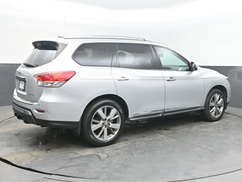 Used 2013 Nissan Pathfinder Platinum image 7