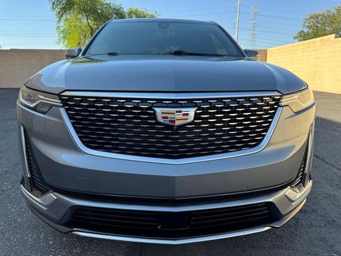 Used 2020 Cadillac XT6 Premium Luxury FWD image 2