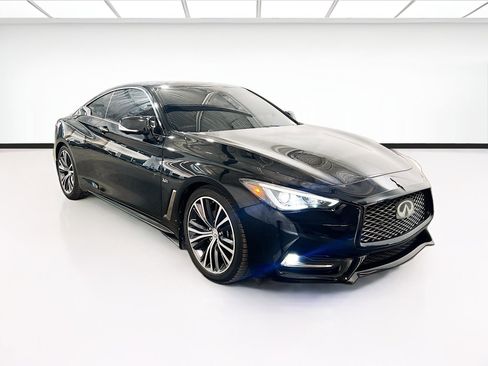 Used 2018 INFINITI Q60 3.0t Luxe w/ Sensory Package 3.0T Luxe image 3