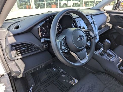 Used 2021 Subaru Outback 2.5i image 7