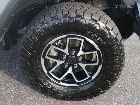 Used 2024 Jeep Wrangler Unlimited Rubicon image 34