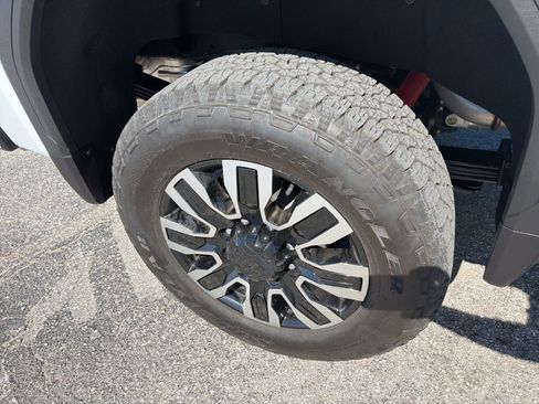 Used 2026 GMC Sierra 2500 Denali Ultimate AWD/4WD image 22