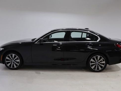 Used 2025 BMW 330i xDrive Sedan AWD/4WD image 4