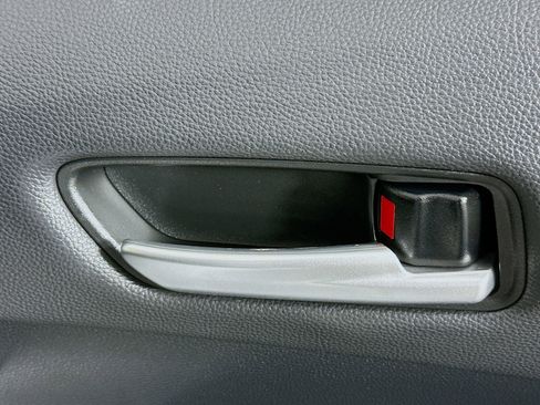 Used 2021 Toyota Corolla XLE image 29