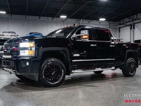Used 2019 Chevrolet Silverado 3500 High Country w/ Duramax Plus Package image 1