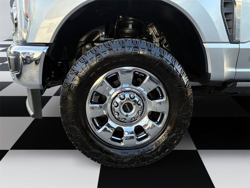 Used 2024 Ford F350 Lariat w/ Lariat Ultimate Package image 14