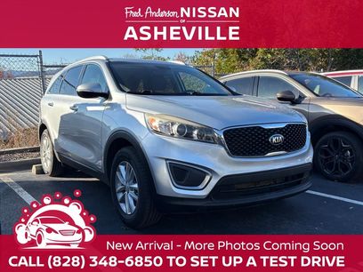 Used 2016 Kia Sorento LX