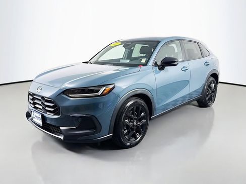 Certified 2023 Honda HR-V Sport image 3