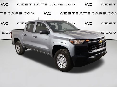 Used 2026 Chevrolet Colorado W/T w/ Advanced Trailering Package AWD/4WD image 47