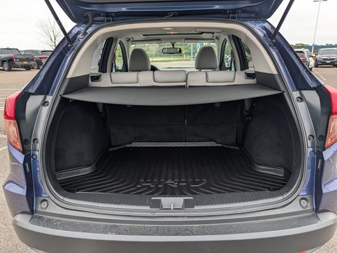 Used 2017 Honda HR-V EX-L image 18
