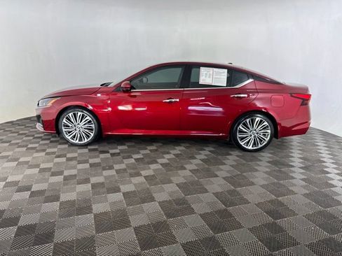 Certified 2023 Nissan Altima 2.5 SL FWD image 8