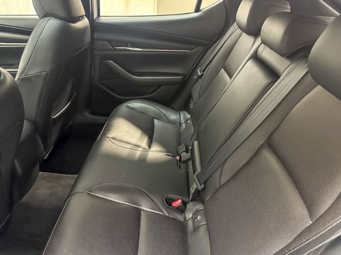 Used 2019 MAZDA MAZDA3 Hatchback w/ Premium Package image 14