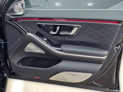 New 2026 Mercedes-Benz Maybach S 680 4MATIC image 20
