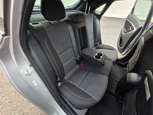 Used 2013 Hyundai Elantra GT w/ Touch & Go Pkg FWD image 26