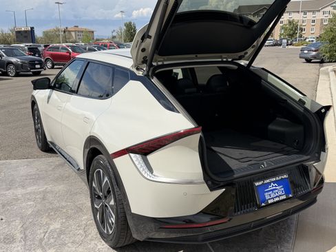 Used 2024 Kia EV6 Wind w/ Wind Technology Package AWD/4WD image 14