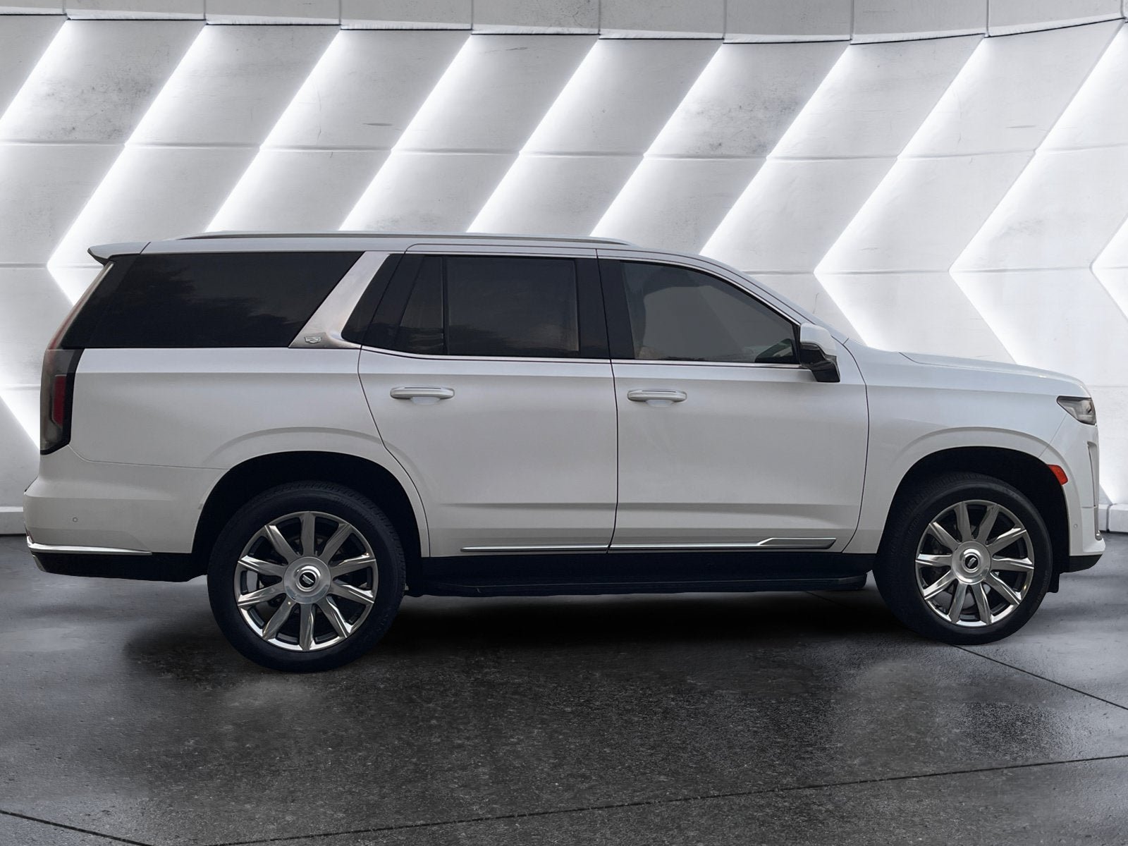 Used 2024 Cadillac Escalade Premium Luxury Platinum AWD/4WD image 7