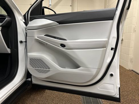 New 2026 Jeep Cherokee Limited AWD/4WD image 16