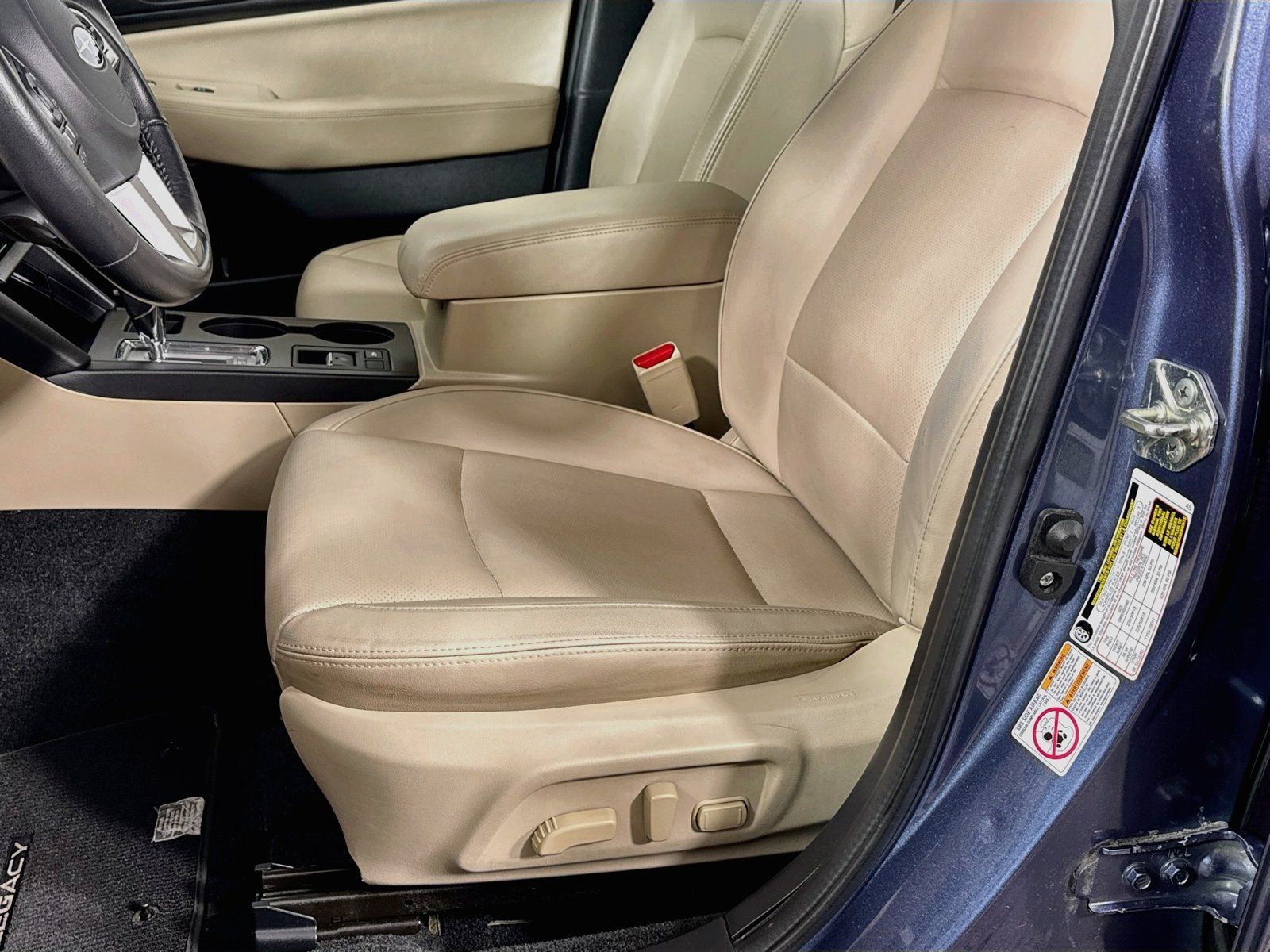 Used 2015 Subaru Legacy 2.5i Limited AWD/4WD image 20