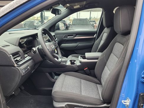 New 2026 GMC Terrain Elevation w/ Black Edition image 15