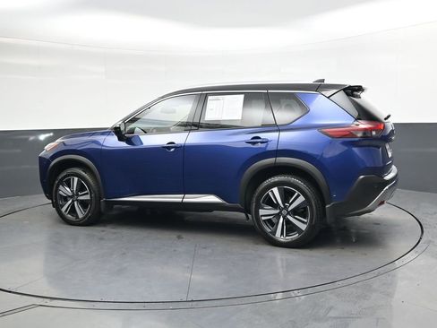 Used 2021 Nissan Rogue Platinum image 7