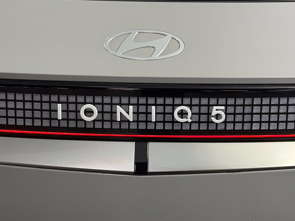 Used 2025 Hyundai Ioniq 5 Limited RWD image 13