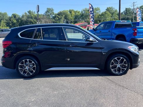 Used 2020 BMW X1 xDrive28i w/ Convenience Package AWD/4WD image 2