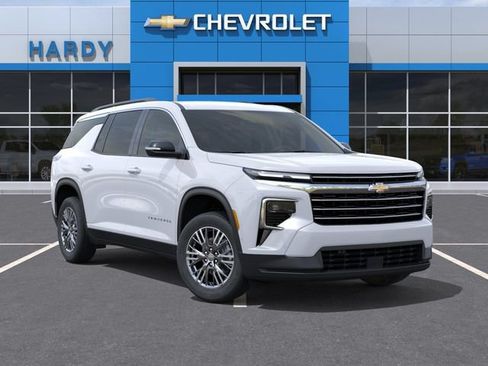 New 2027 Chevrolet Traverse LT w/ Enhanced Driving Package FWD image 7