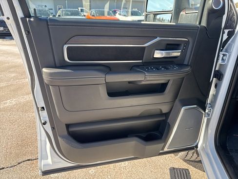 Used 2025 RAM 2500 Laramie image 19